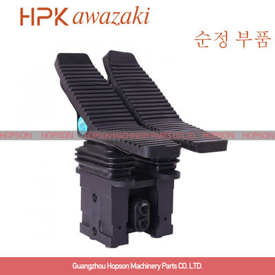 Hidrolik Ayak Pedalı Valfi, R200-5 R210-5 Hyundai Ekskavatör Parçaları